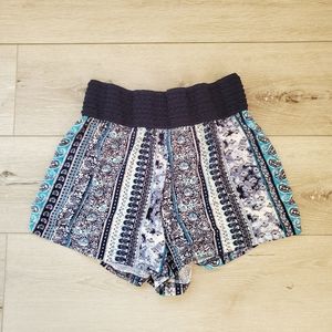 Blue tribal shorts ‼️2/$20‼️